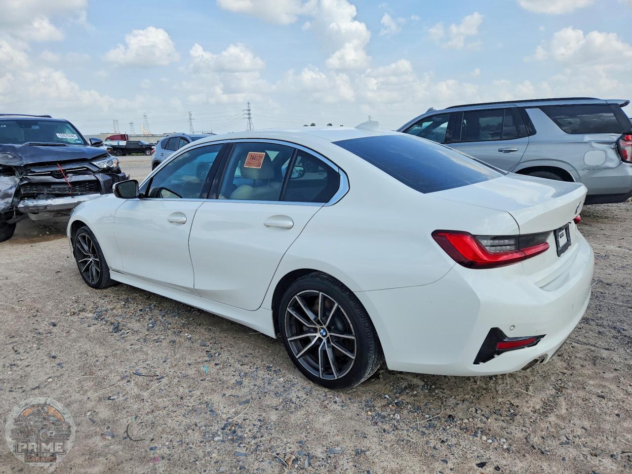 2021 BMW 3 SERIES — фото 2