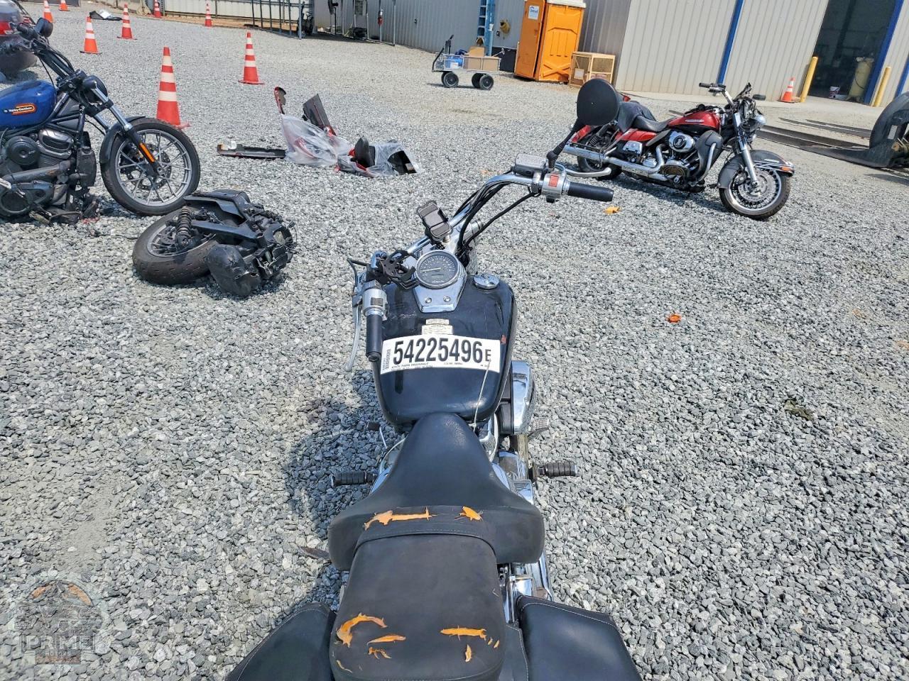 2004 HONDA VT750 — фото 6