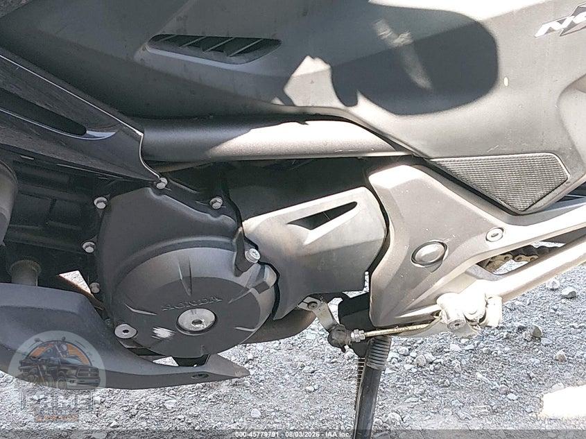 2015 HONDA NC700X — фото 9