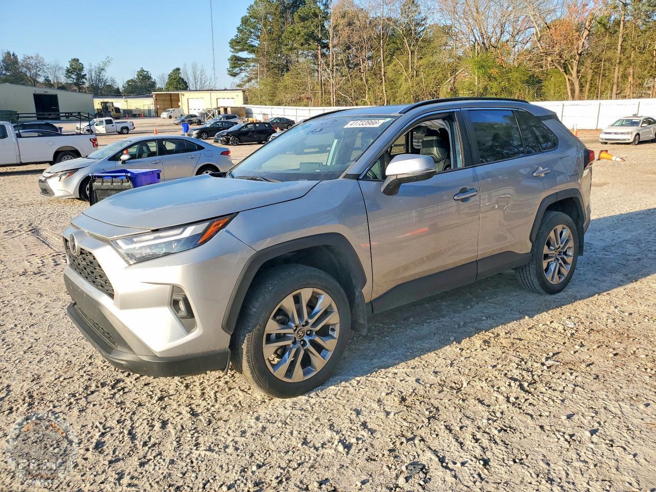 2023 TOYOTA RAV4 — фото 1