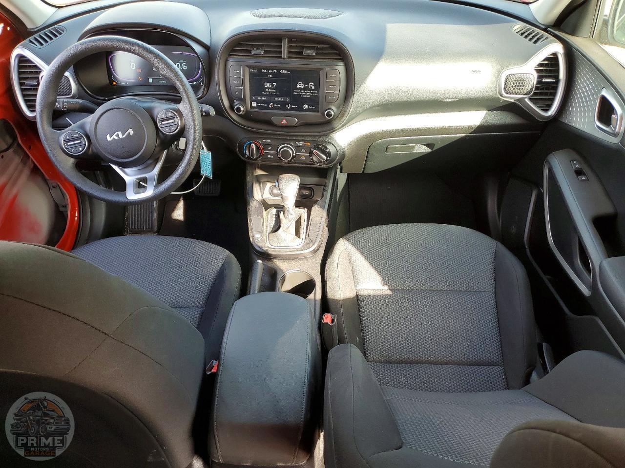 2025 KIA SOUL — фото 8