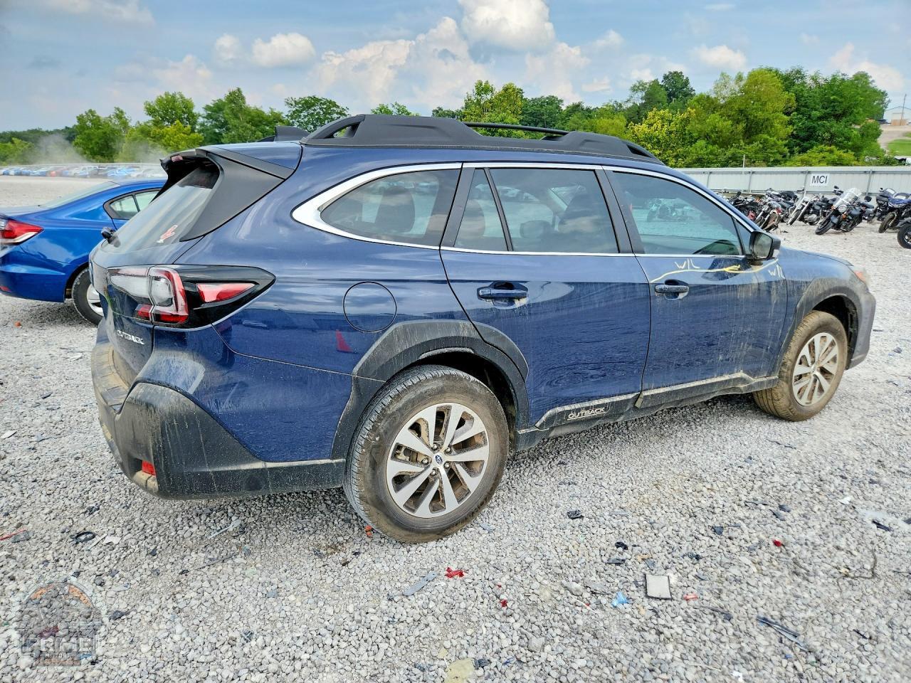 2025 SUBARU OUTBACK — фото 3