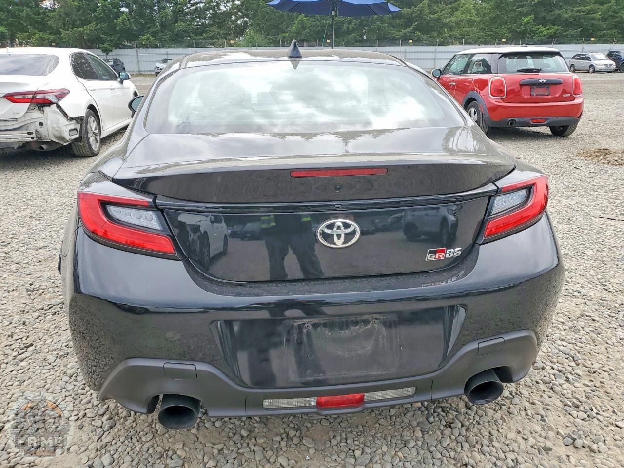 2025 TOYOTA GR86 — фото 6