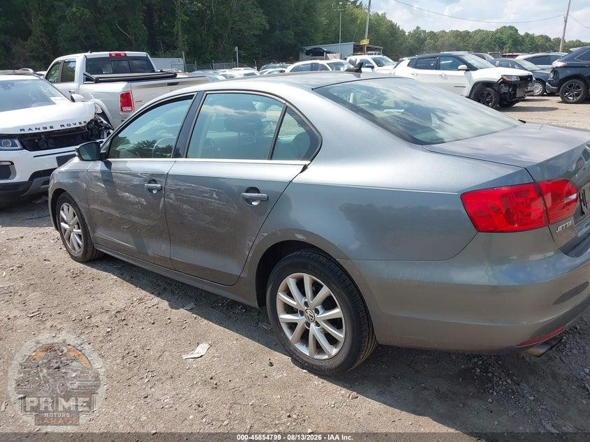 2014 VOLKSWAGEN JETTA 1.8T SE — фото 3
