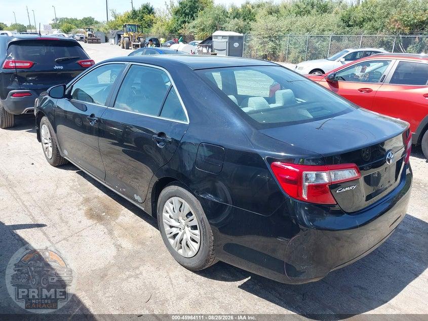 2013 TOYOTA CAMRY LE — фото 3