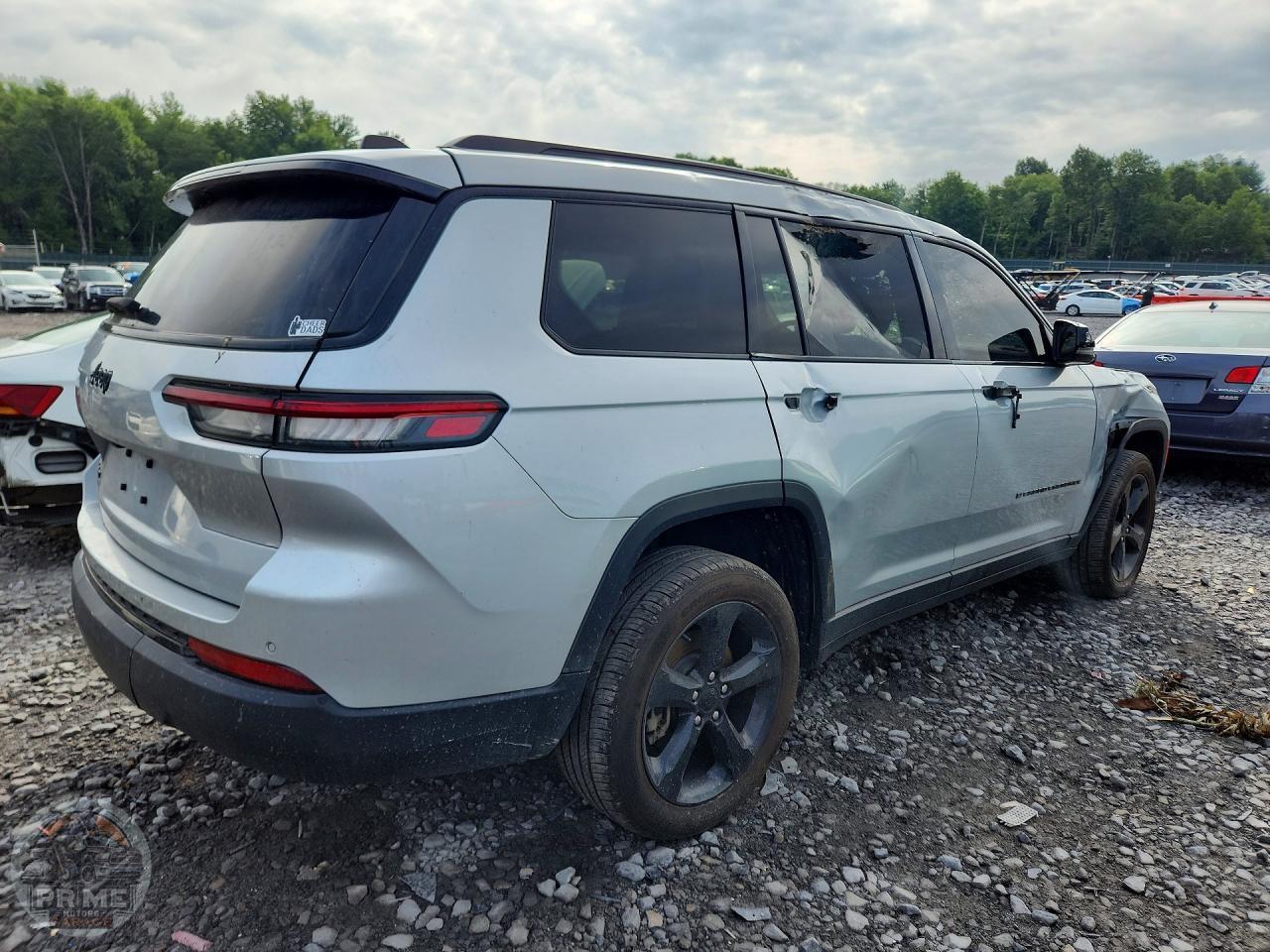 2023 JEEP GRAND CHEROKEE — фото 3