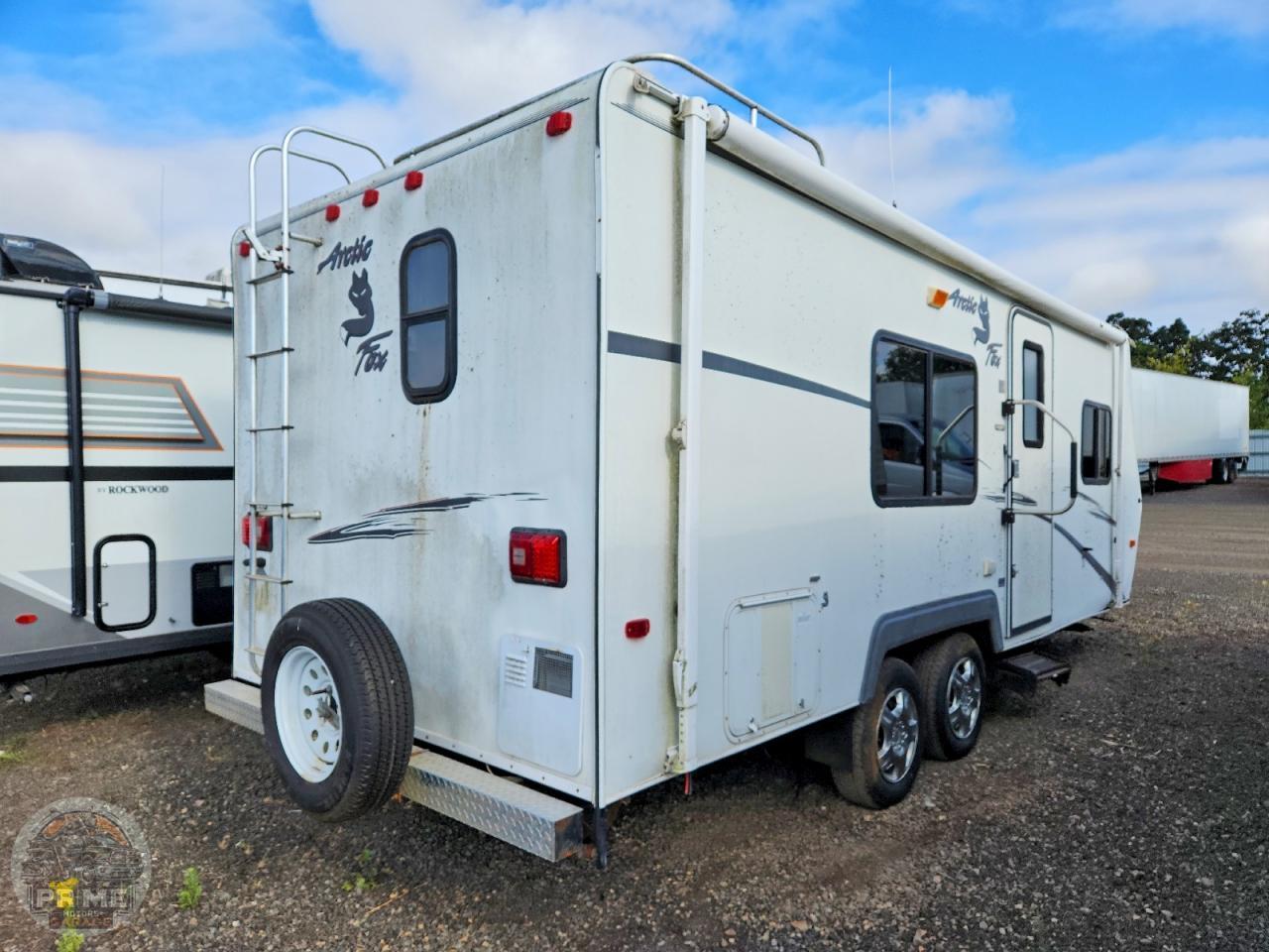 2004 ARCTIC FOX TRAILERS — фото 11