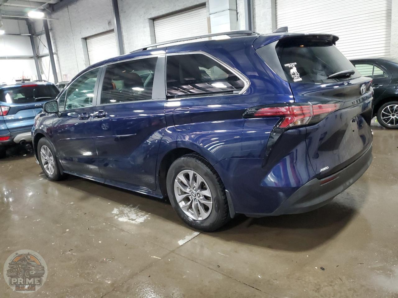 2022 TOYOTA SIENNA — фото 2