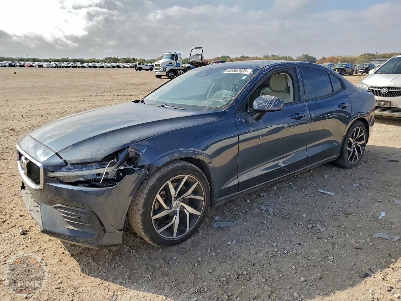 2020 VOLVO S60 — фото 3