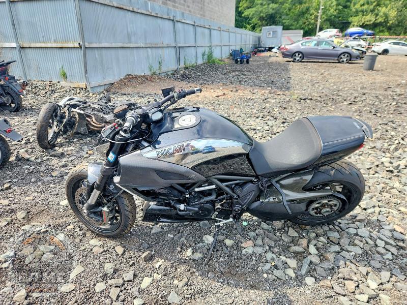 2013 DUCATI DIAVEL — фото 6