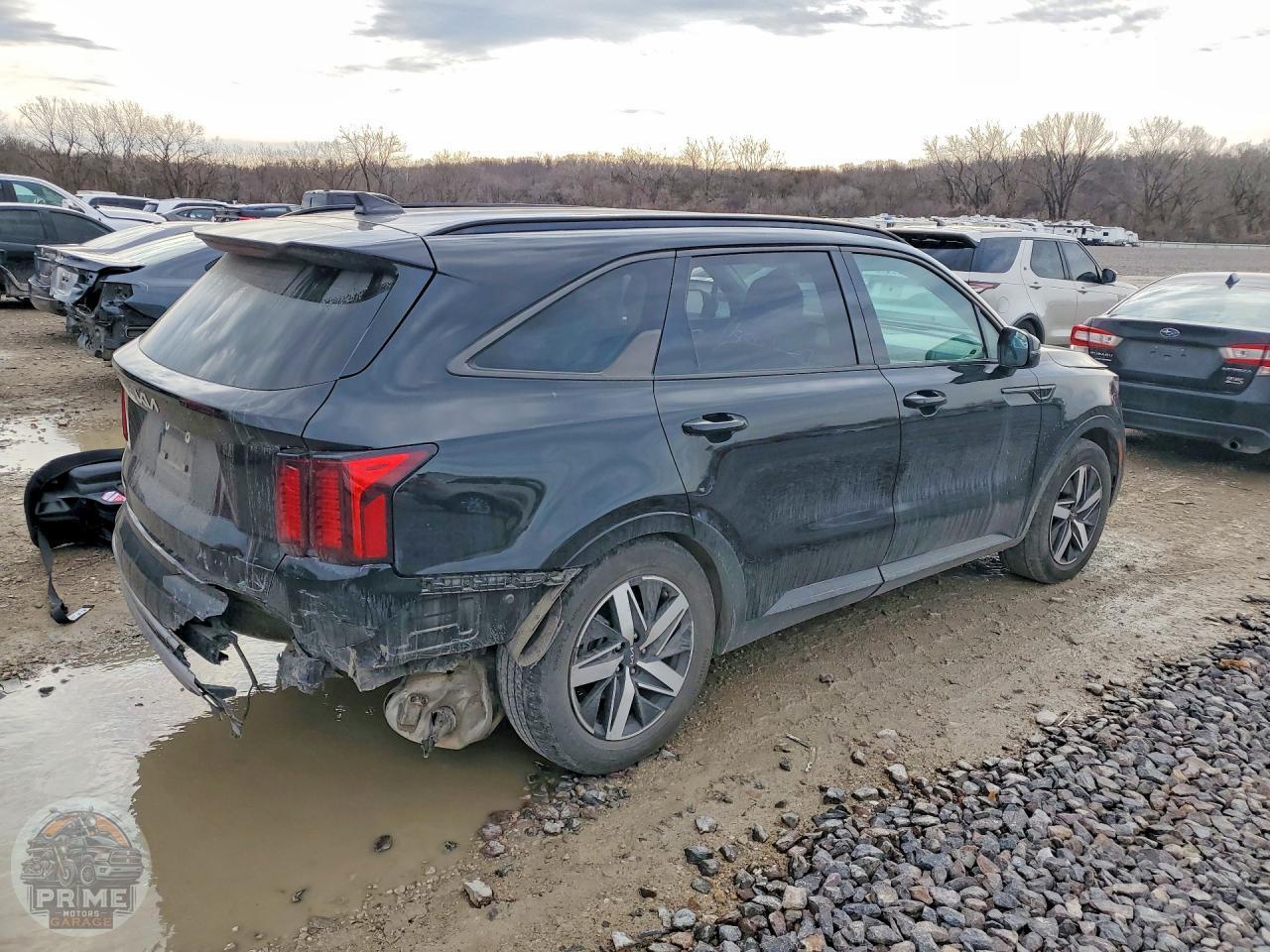 2023 KIA SORENTO — фото 3