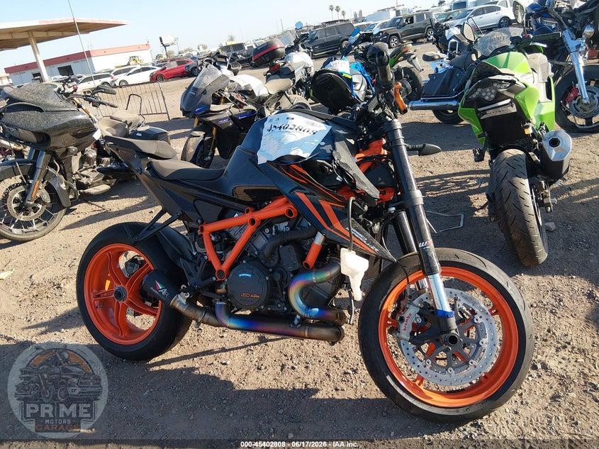 2023 KTM 1290 SUPER DUKE R — фото 1