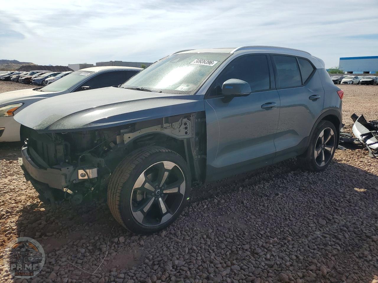 2020 VOLVO XC40 — фото 2
