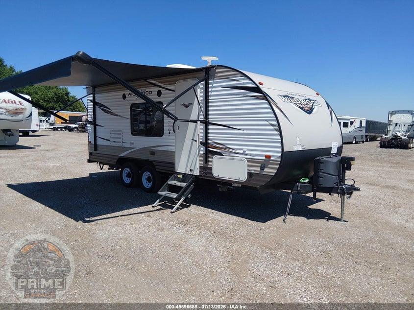 2018 FOREST RIVER WILDWOOD X-LITE 201BHXL TRAVEL TRAILER — фото 1