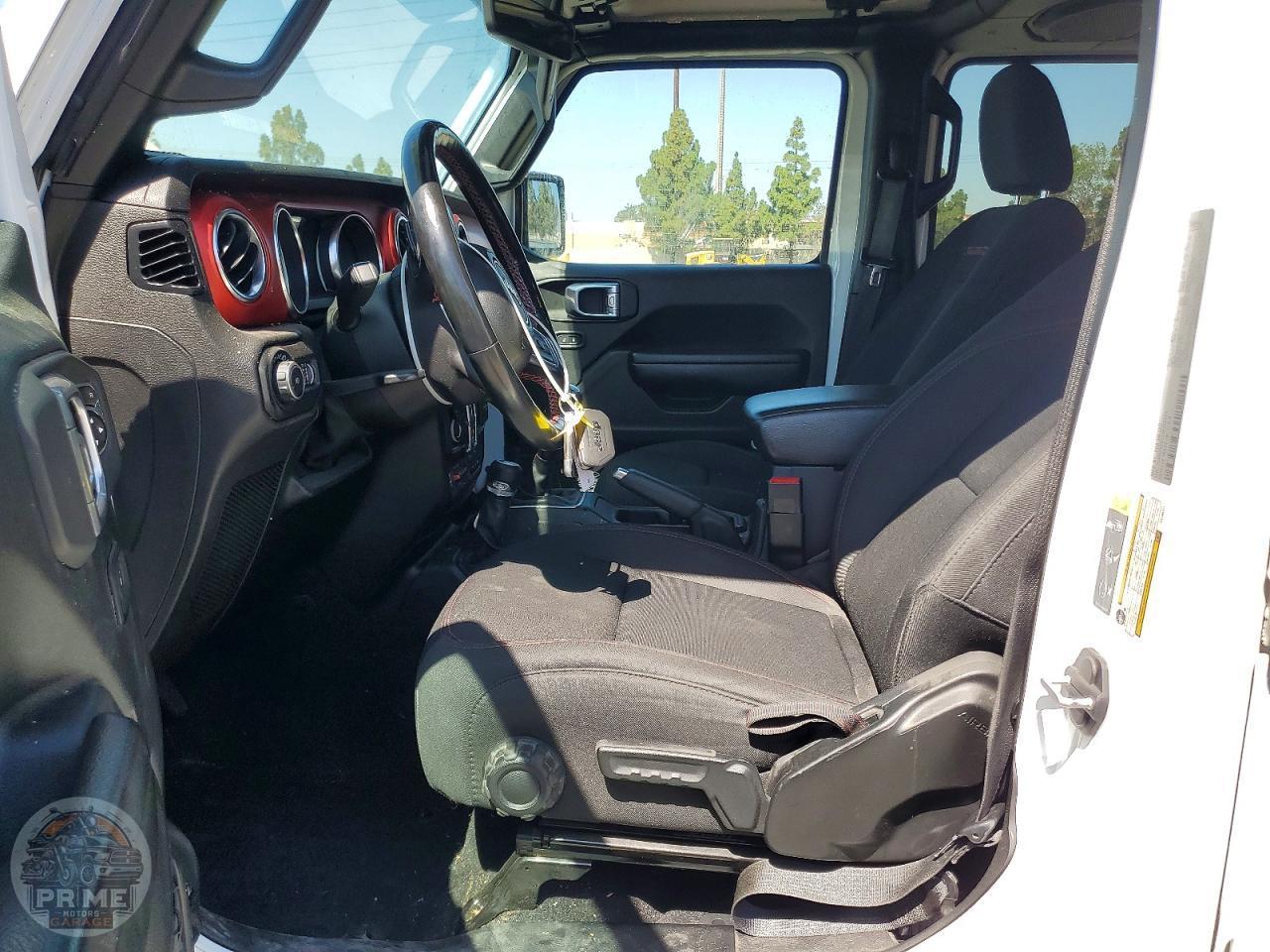 2020 JEEP WRANGLER — фото 13