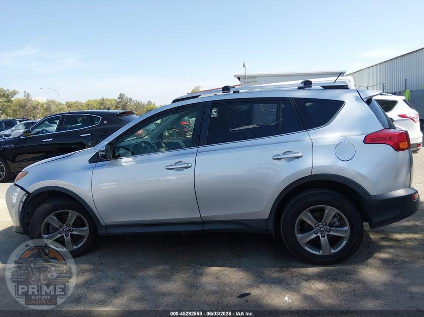 2015 TOYOTA RAV4 XLE — фото 14