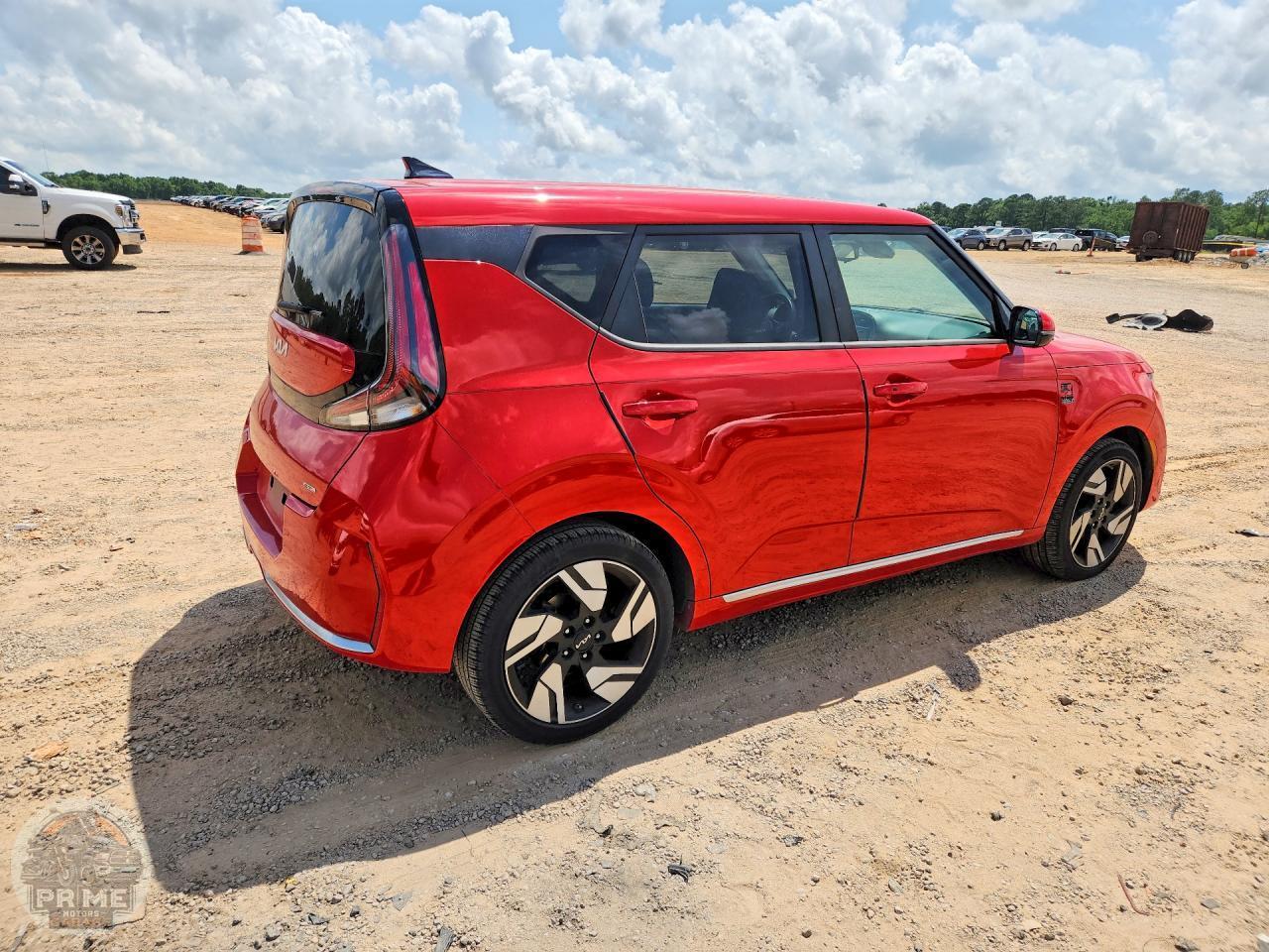 2023 KIA SOUL — фото 3