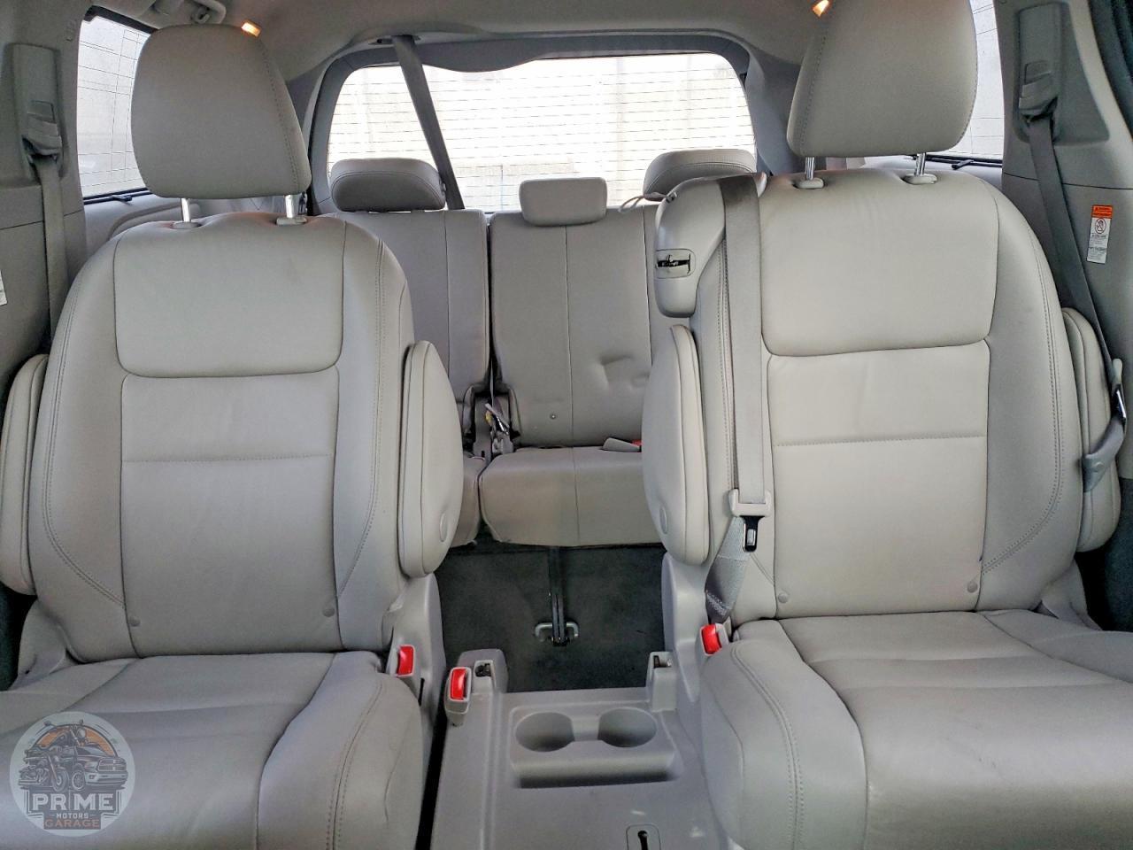 2020 TOYOTA SIENNA — фото 10