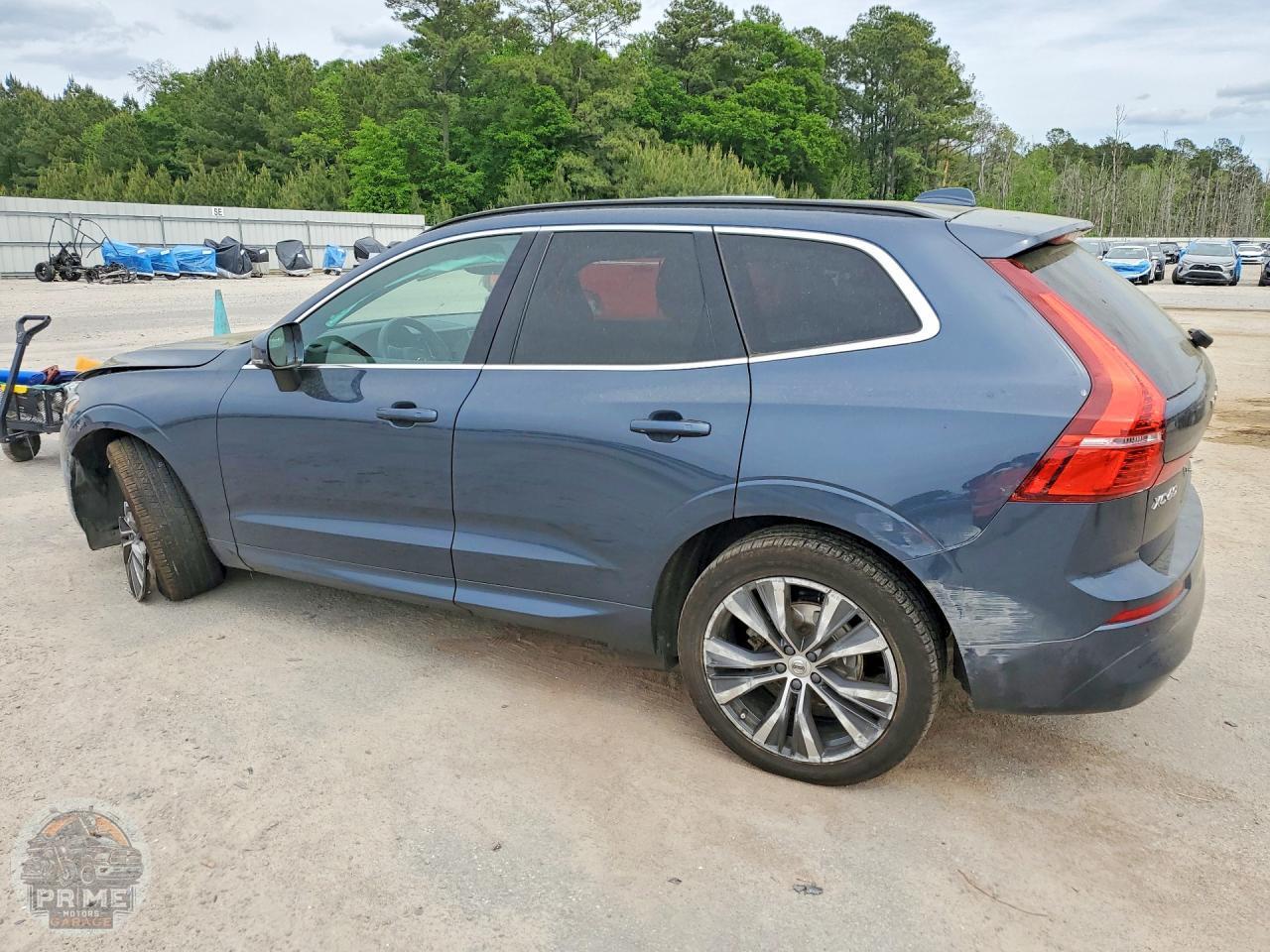 2022 VOLVO XC60 — фото 2