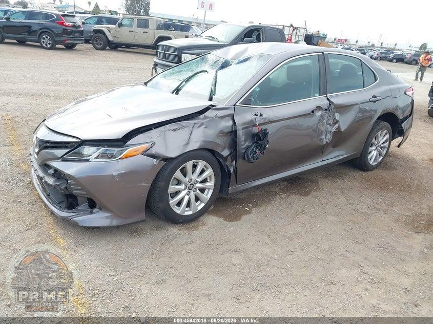 2018 TOYOTA CAMRY LE — фото 2