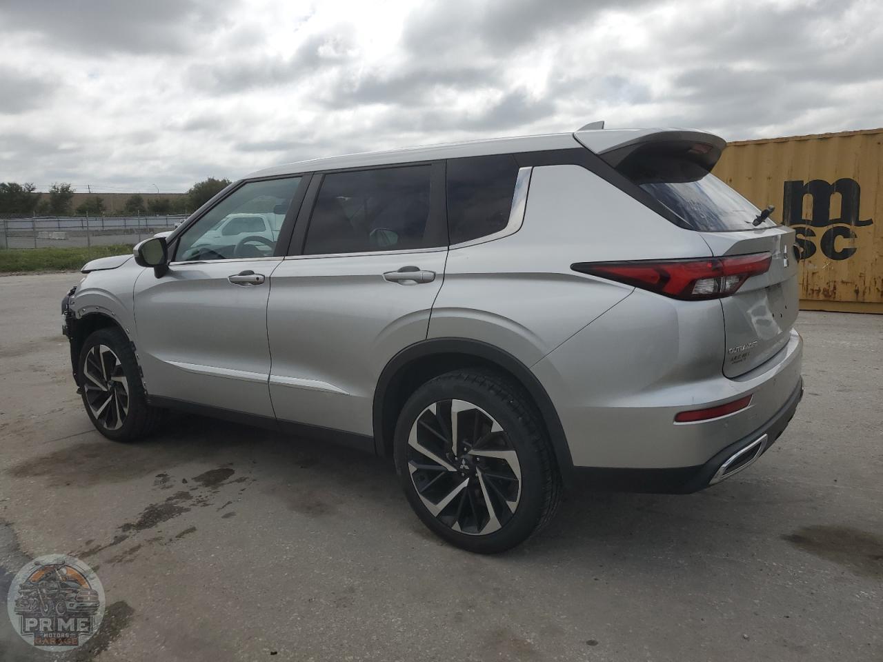 2022 MITSUBISHI OUTLANDER — фото 2