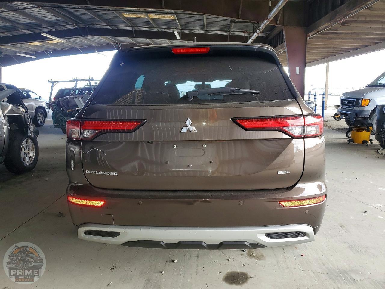 2022 MITSUBISHI OUTLANDER — фото 11