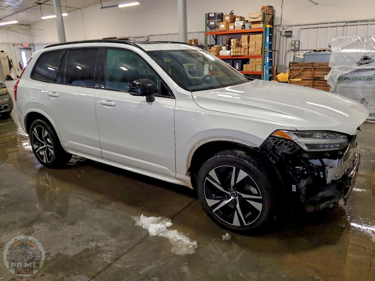2022 VOLVO XC90 — фото 4