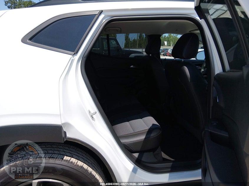 2025 CHEVROLET TRAX FWD LT — фото 8