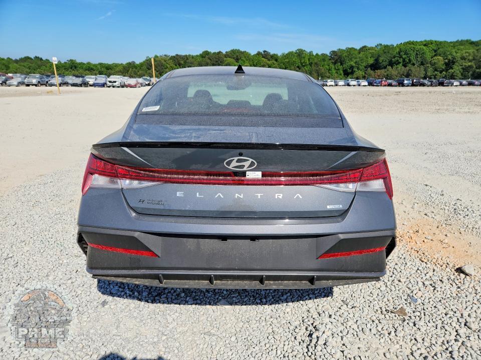 2025 HYUNDAI ELANTRA — фото 6