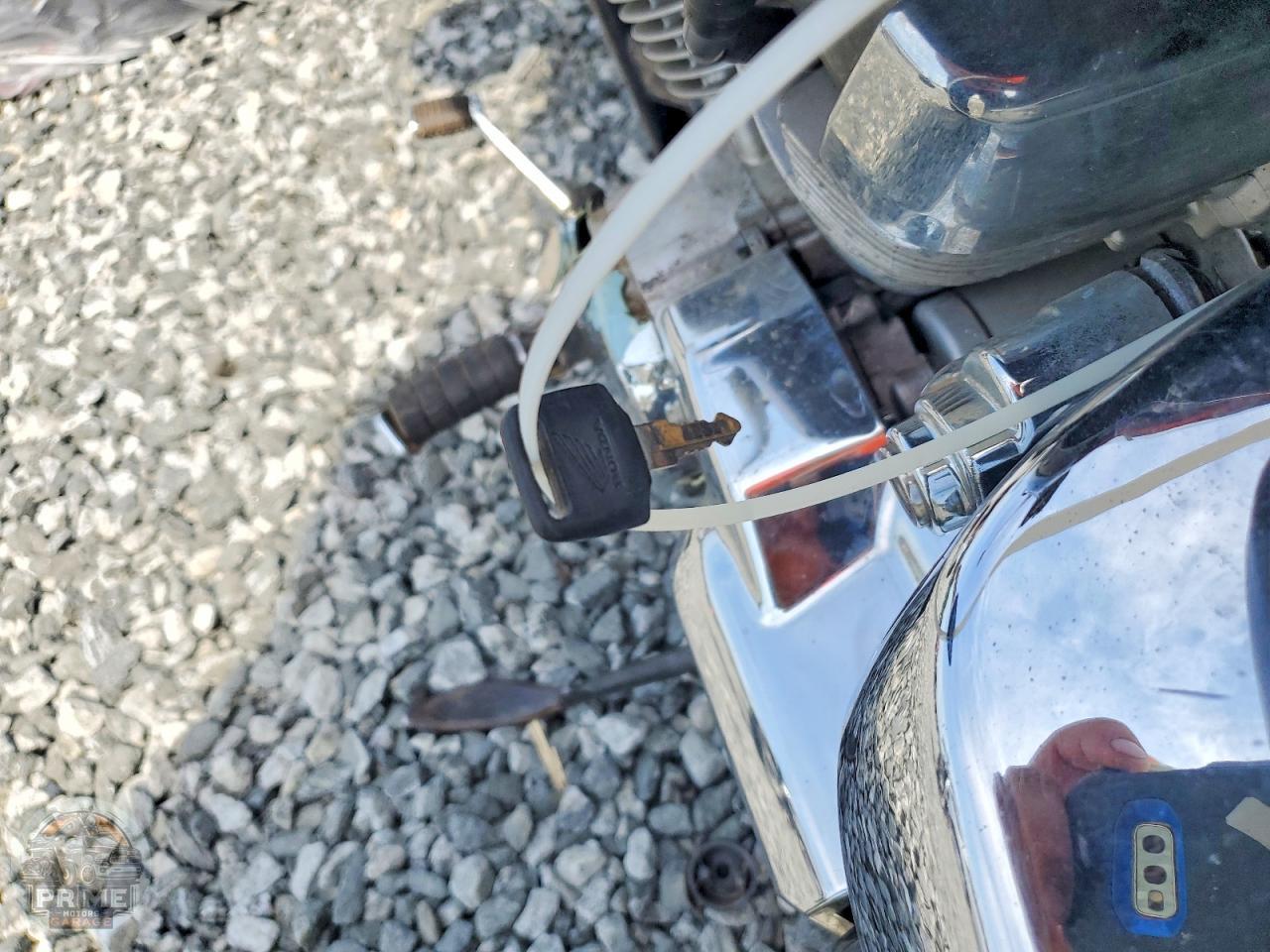 2004 HONDA VT750 — фото 8