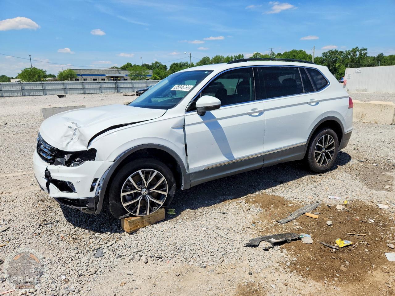 2021 VOLKSWAGEN TIGUAN — фото 1
