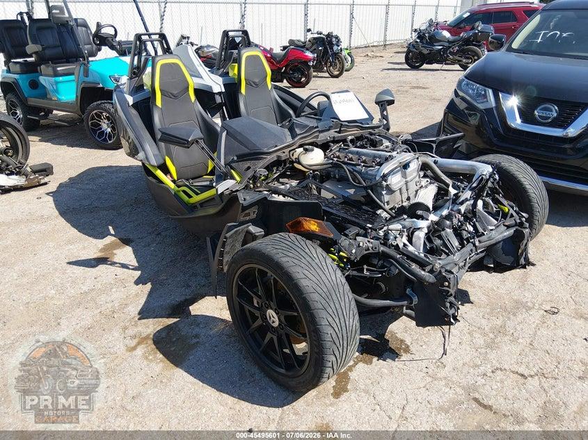 2018 POLARIS SLINGSHOT SLR — фото 1