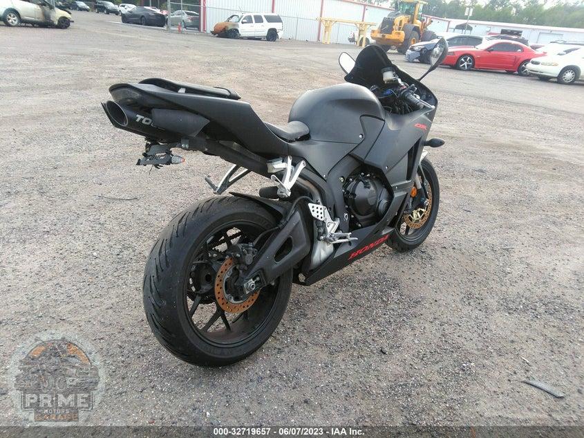 2019 HONDA CBR600 RA — фото 4