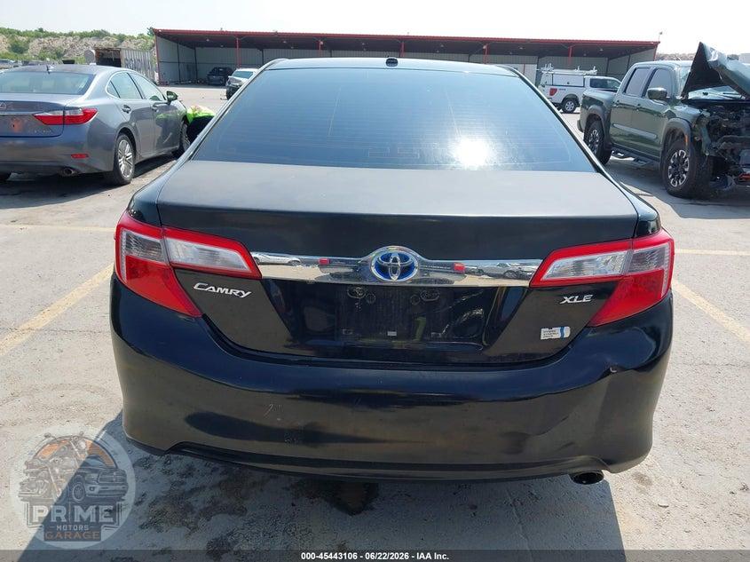 2013 TOYOTA CAMRY HYBRID LE/XLE — фото 17