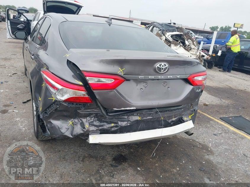 2019 TOYOTA CAMRY LE — фото 16