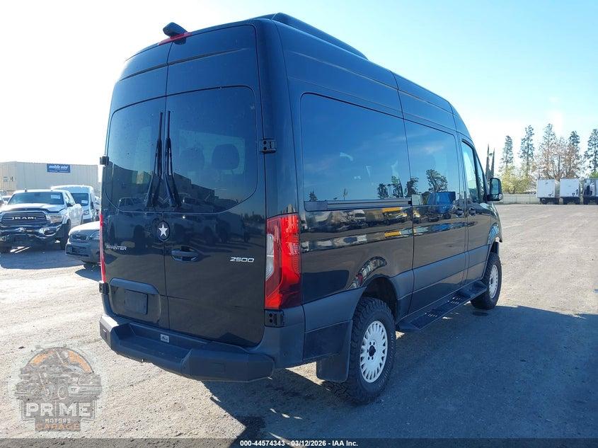2024 MERCEDES-BENZ SPRINTER 2500 STANDARD ROOF 4-CYL DIESEL HO — фото 4
