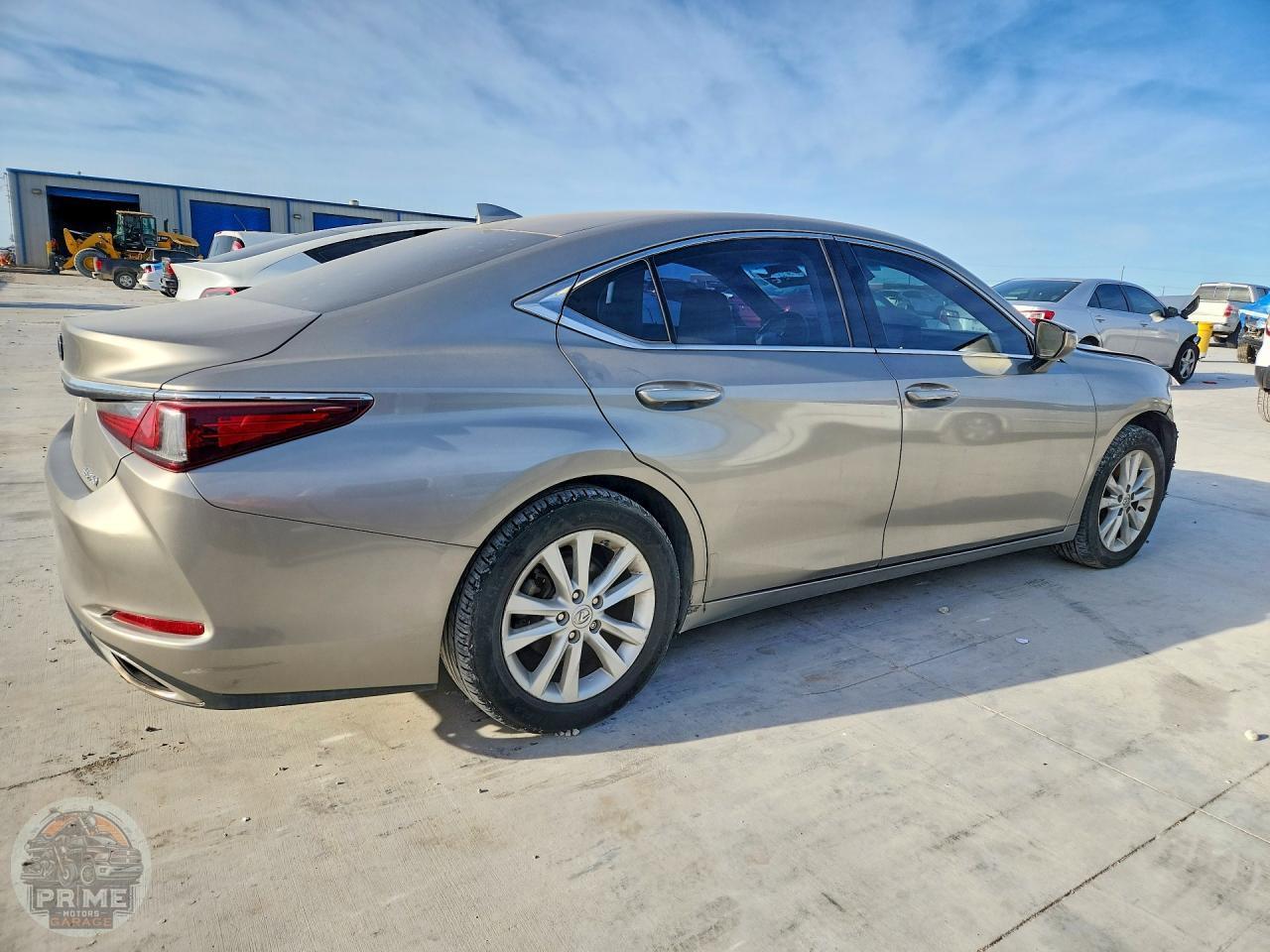 2021 LEXUS ES — фото 3