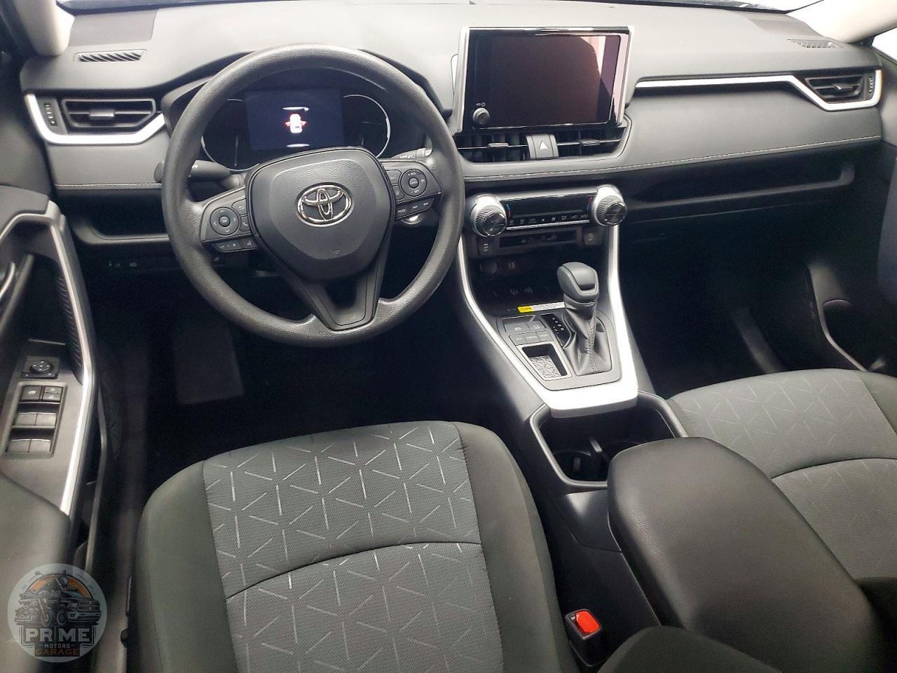 2025 TOYOTA RAV4 — фото 16