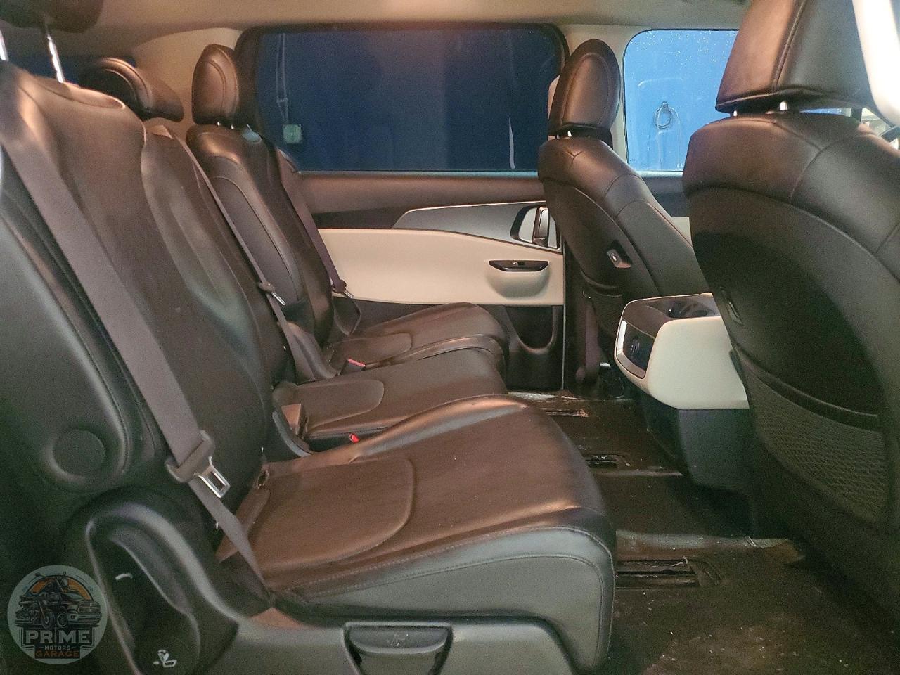 2022 KIA CARNIVAL — фото 11