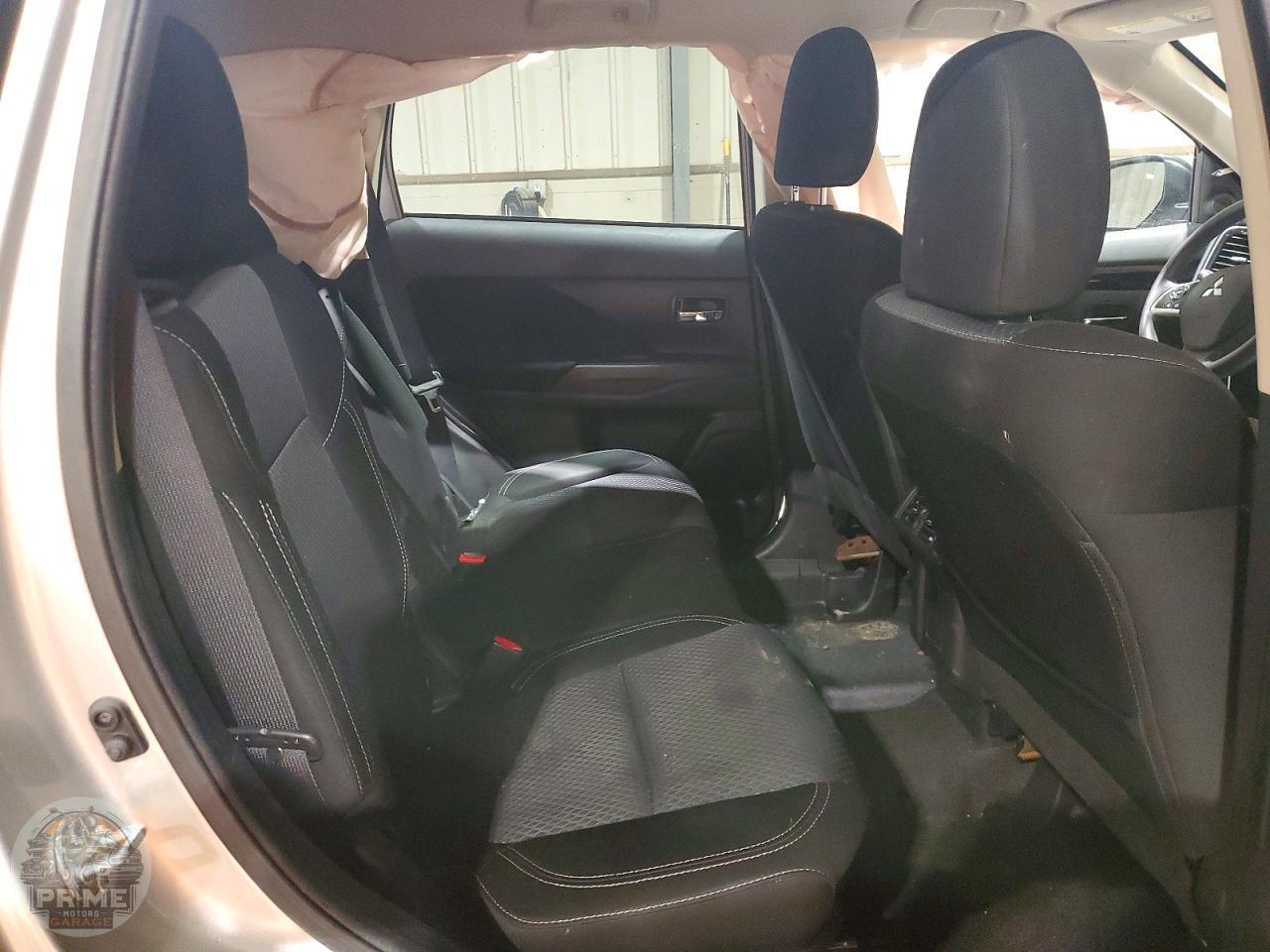 2020 MITSUBISHI OUTLANDER — фото 11