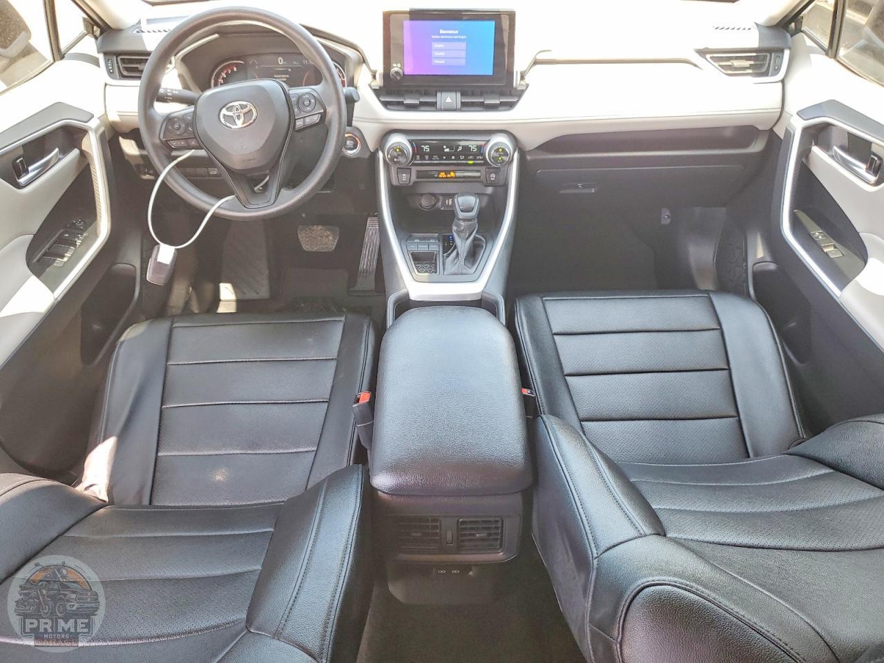 2025 TOYOTA RAV4 — фото 8