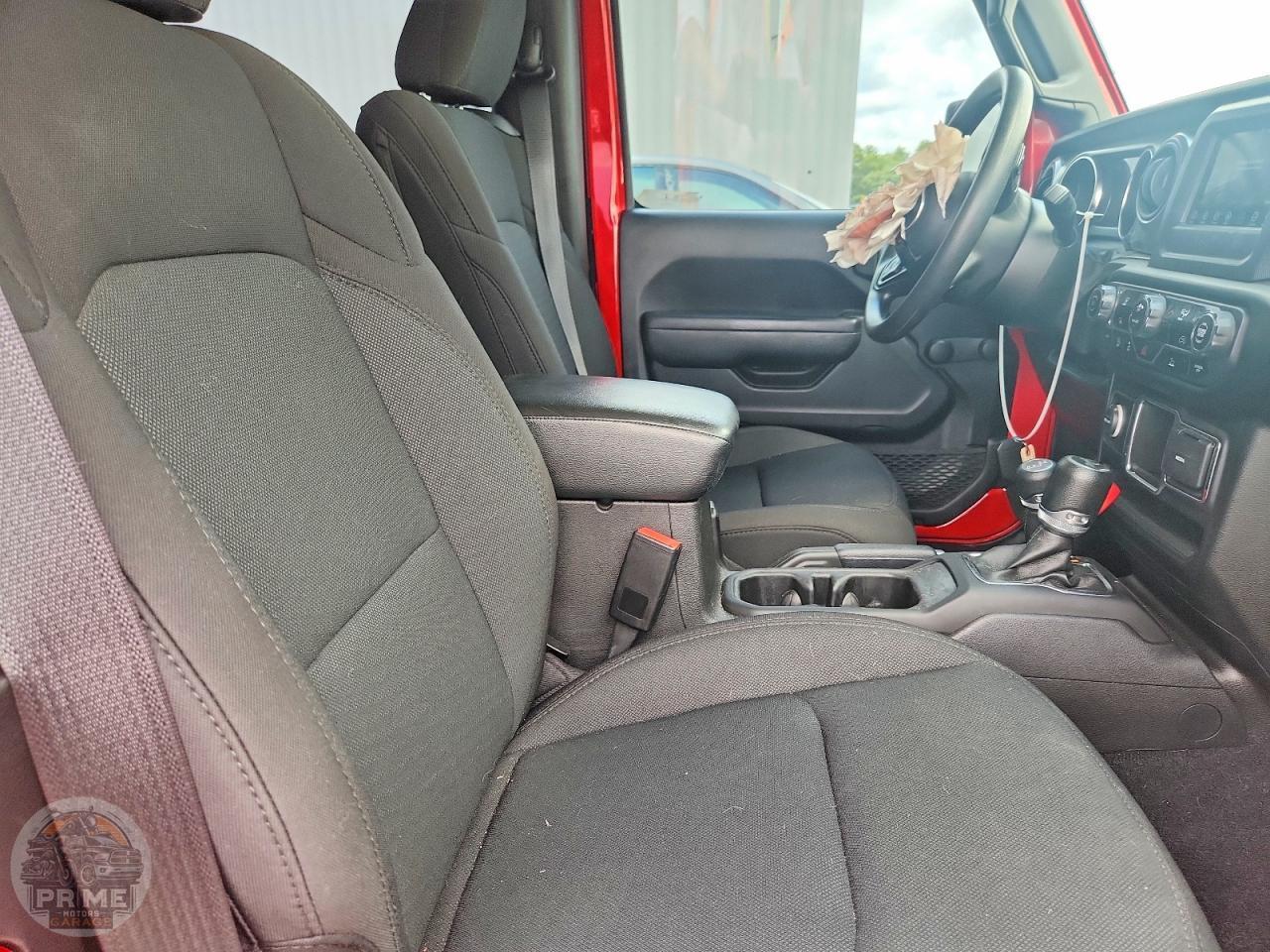 2022 JEEP WRANGLER — фото 11