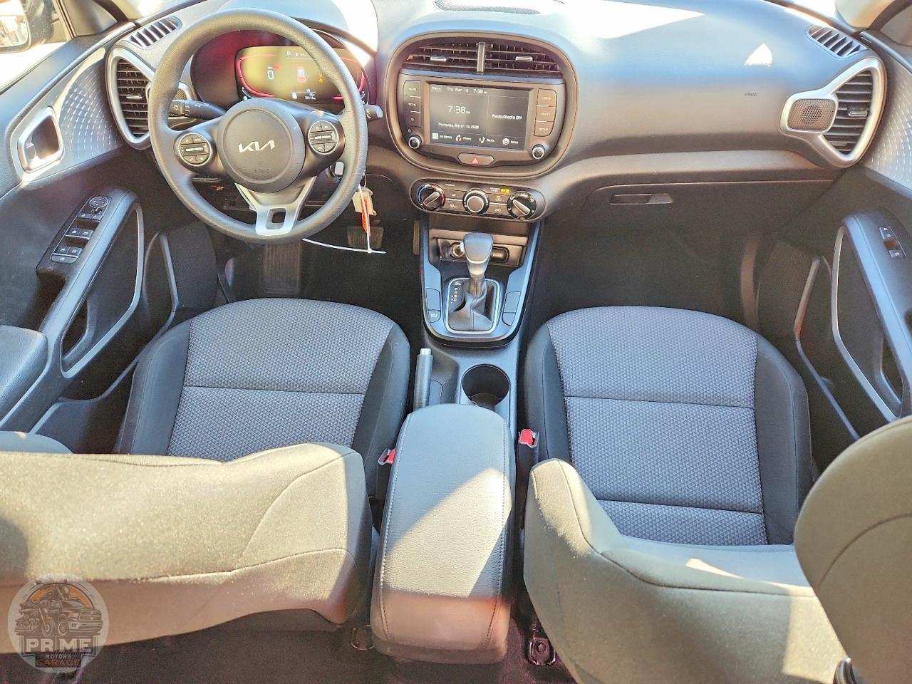 2025 KIA SOUL — фото 8