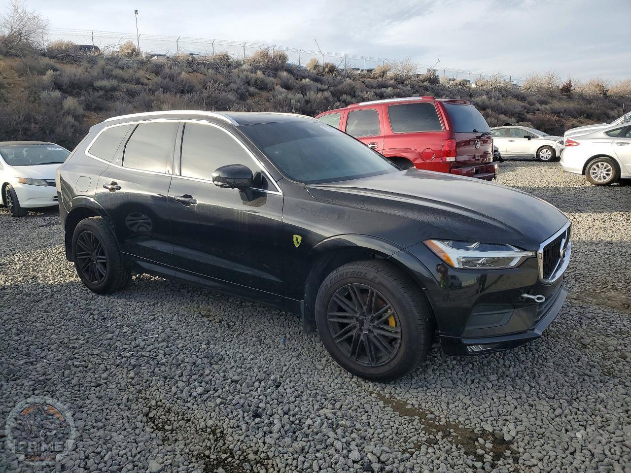 2021 VOLVO XC60 — фото 4