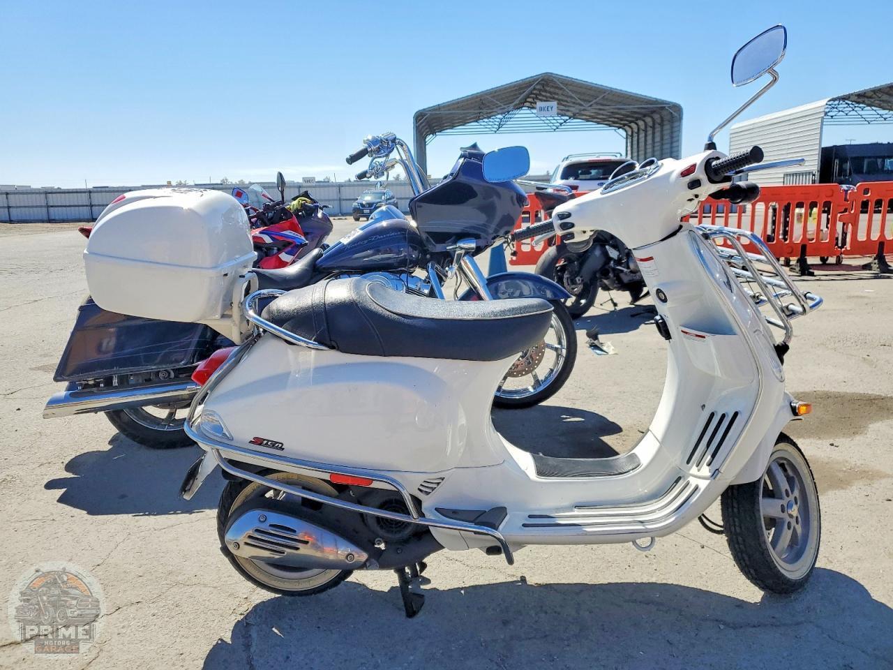 2009 VESPA LX — фото 1