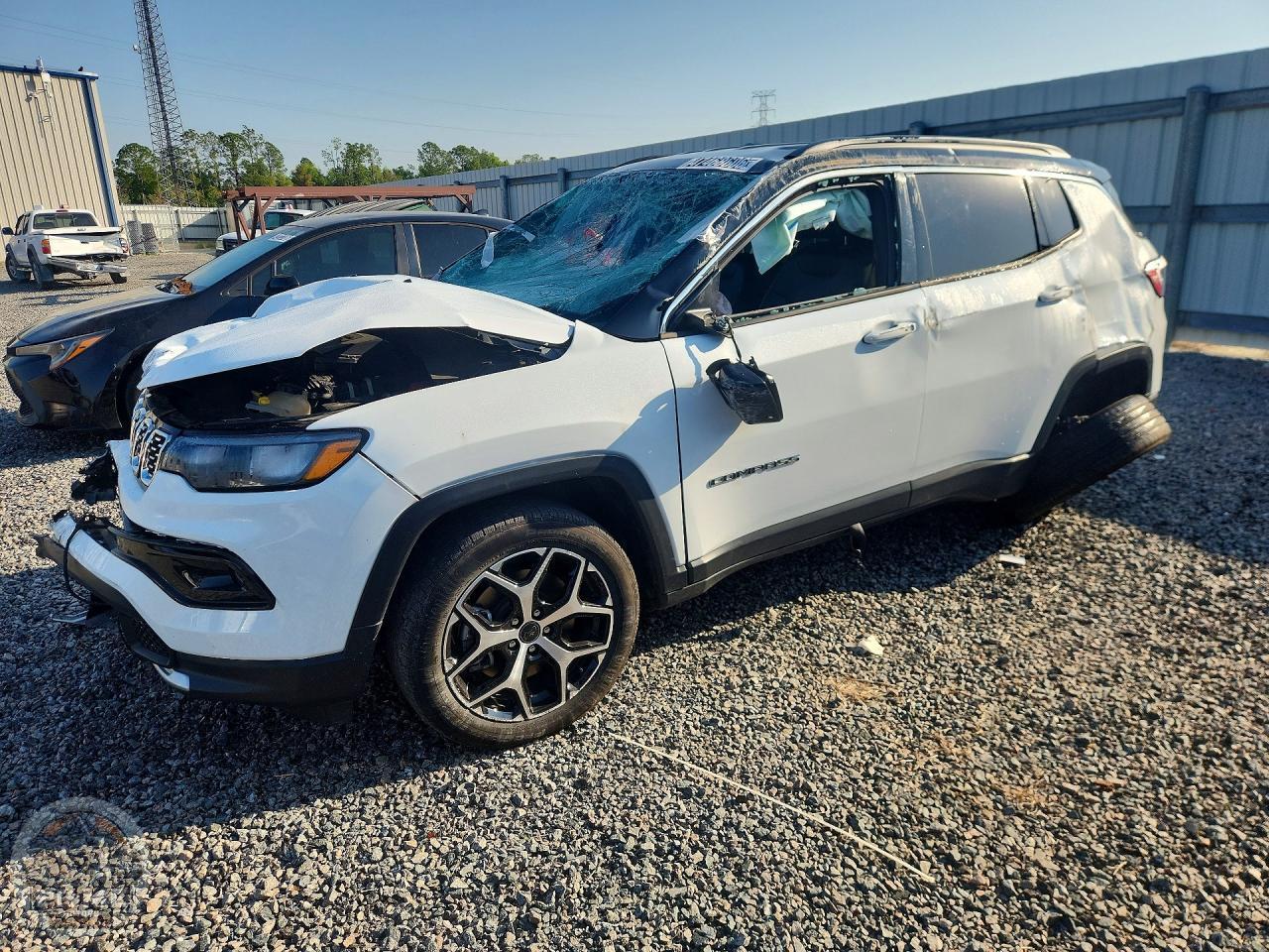 2025 JEEP COMPASS — фото 1