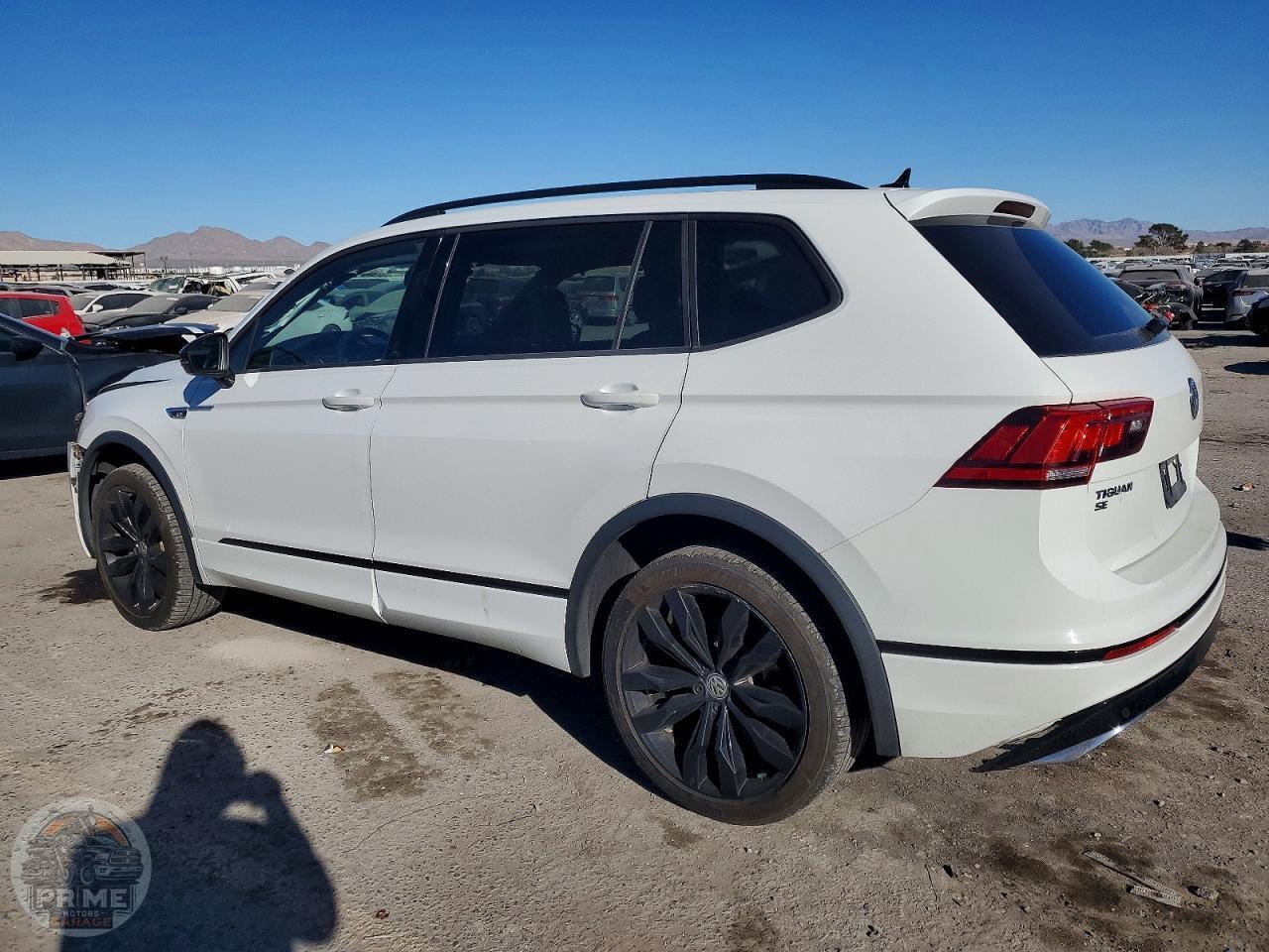 2021 VOLKSWAGEN TIGUAN — фото 2