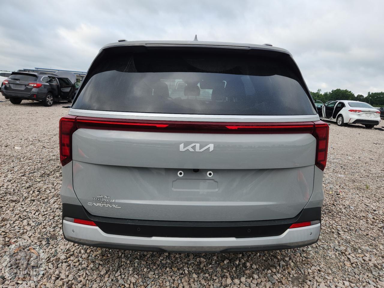 2025 KIA CARNIVAL — фото 6