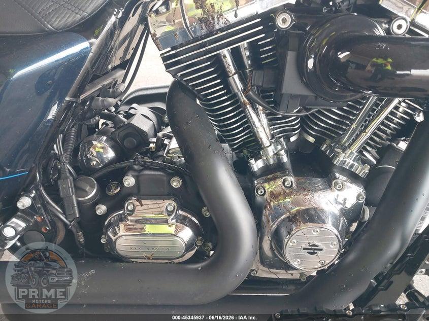 2013 HARLEY-DAVIDSON FLTRX (ROAD GLIDE, ROAD GLIDE CUSTOM) ROAD GLIDE CUSTOM — фото 8