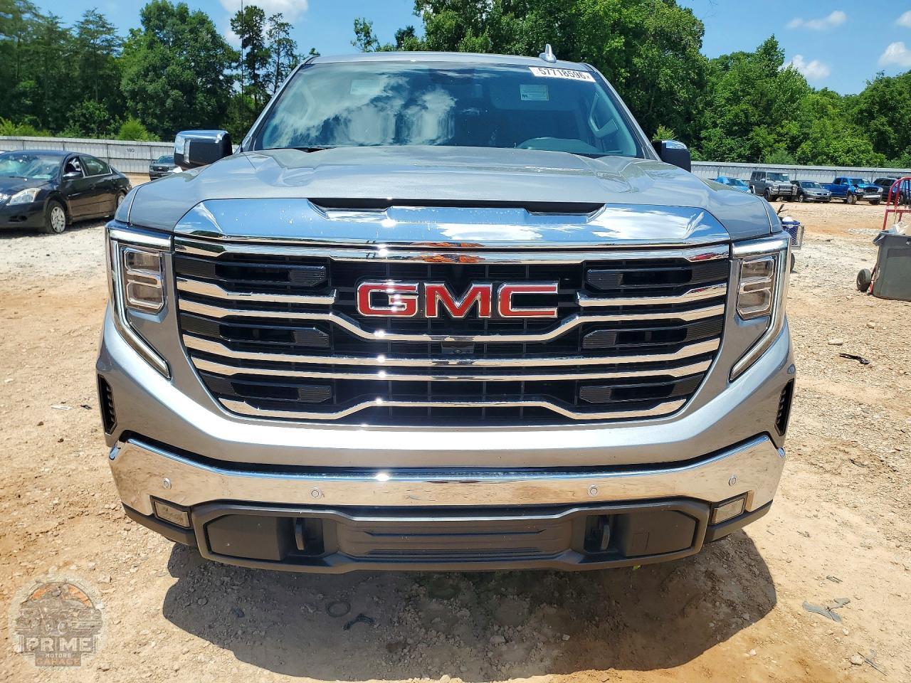2025 GMC SIERRA — фото 5